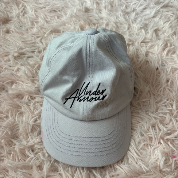 Under Armour Gray Purple Hat Kids Girls - Picture 2 of 7